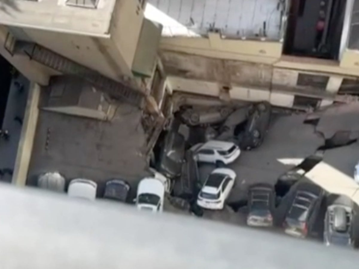 Several injured, trapped after parking garage collapses in lower Manhattan