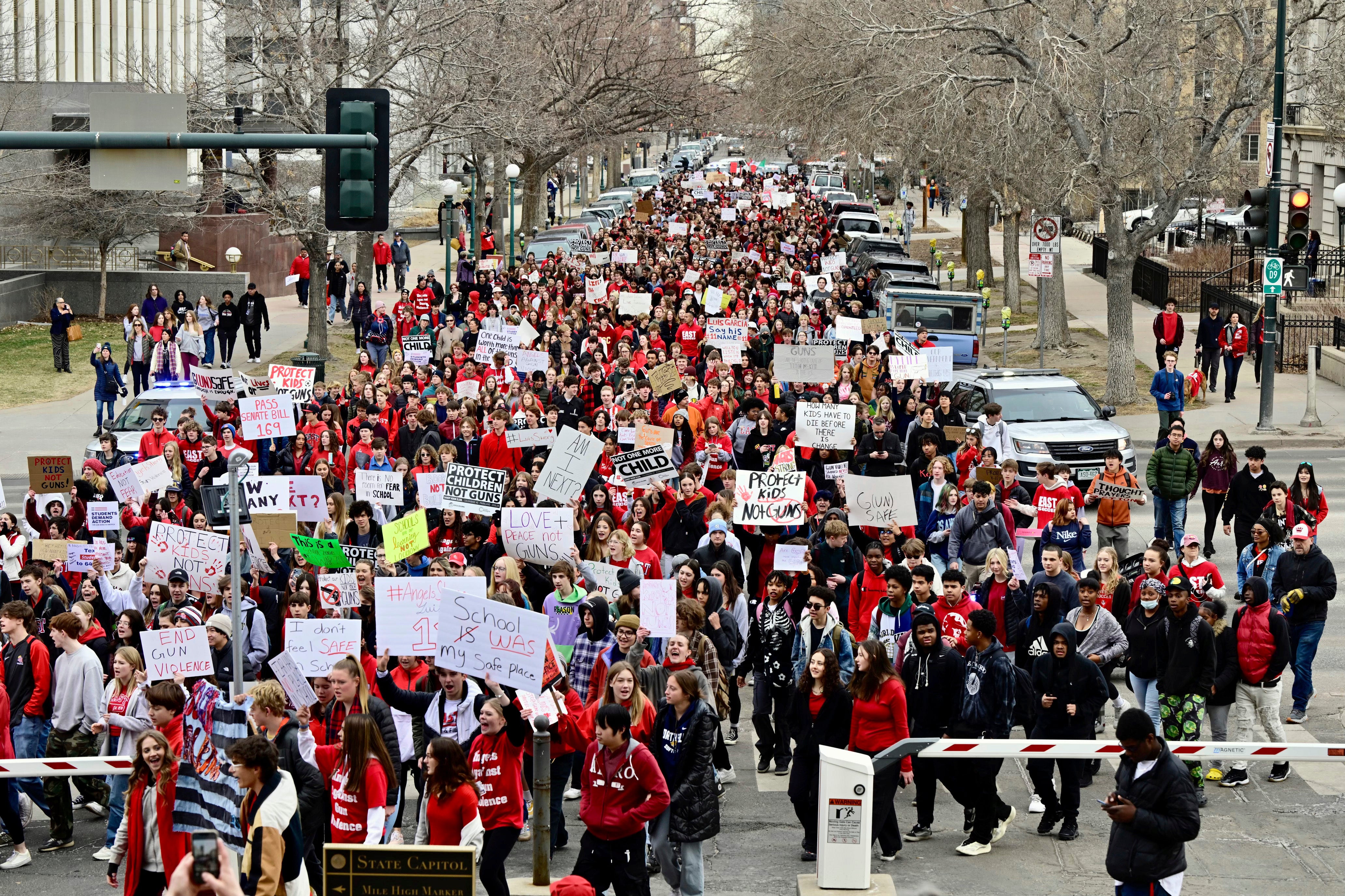 Colorado Gun Control Bills Progress Semi Auto Ban Unlikely The   Colorado Gun Control 55164 