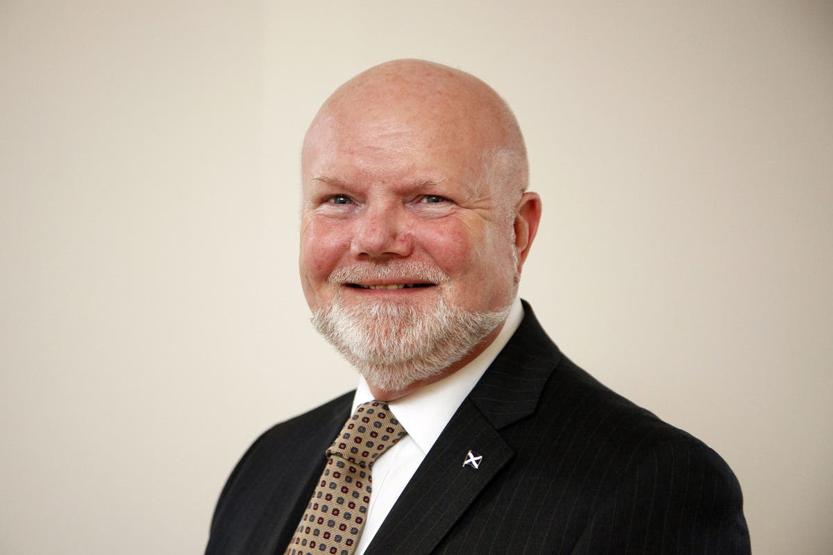 Colin Beattie steps down from SNP treasurer role following arrest