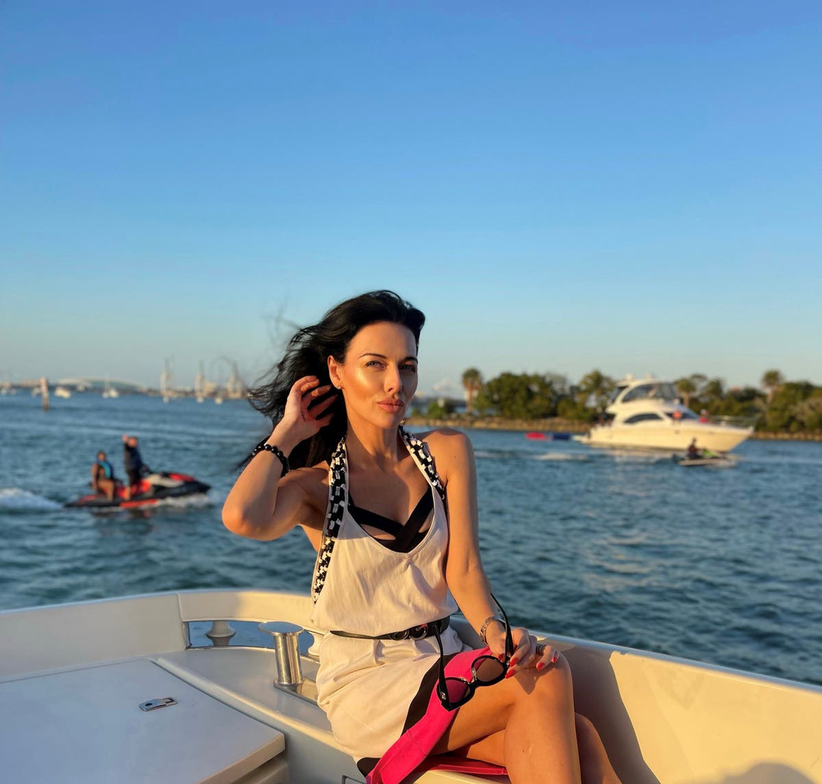 Dari yang miskin hingga menjadi kaya – jutawan yang memiliki usaha sendiri mengungkapkan bagaimana ia berjuang untuk keluar dari kemiskinan ekstrem