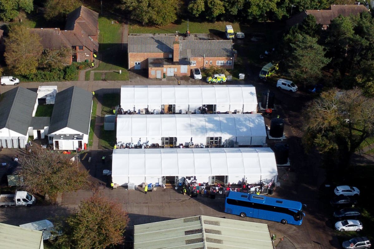 Pusat suaka dapat ditemukan dengan cepat tanpa persetujuan dari perencana setempat