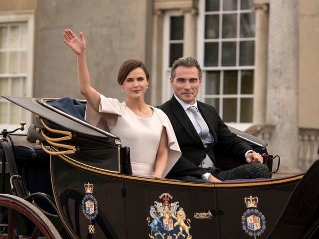 <p>Keri Russell as Kate Wyler, Rufus Sewell as Hal Wyler in ‘The Diplomat'</p>