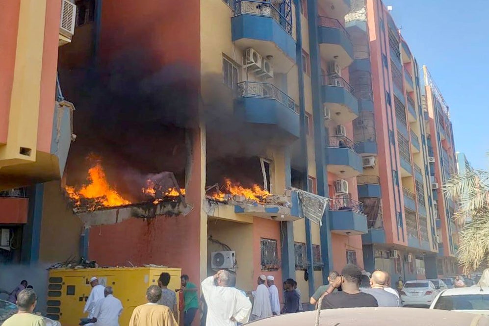 Fire breaks out during clashes between Sudan’s military and powerful paramilitary in Khartoum