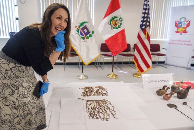 CORRECTION California Returning Peruvian Artifacts