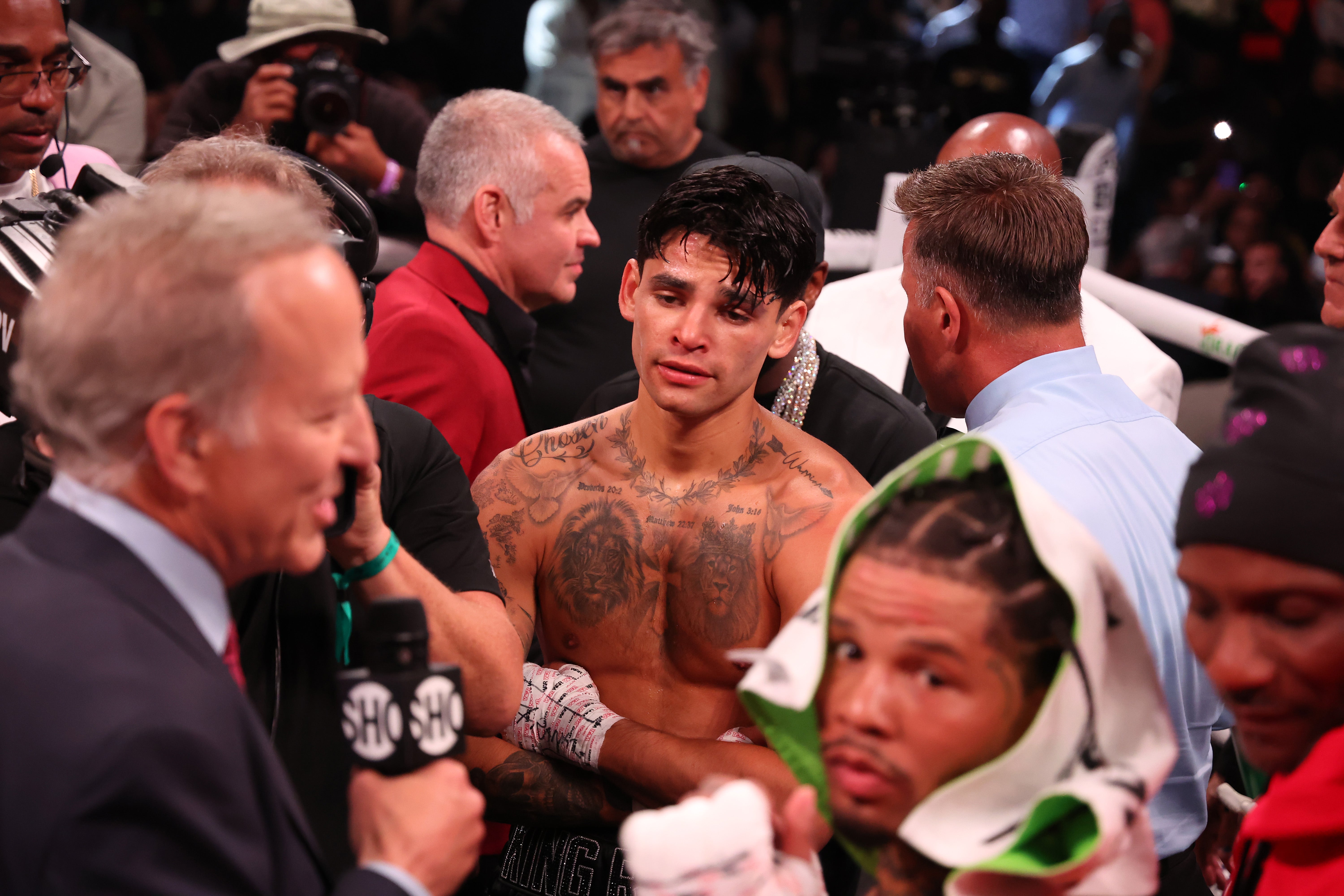 Boxing: The fight in the stands that stopped the fight between Gervonta and  Garcia