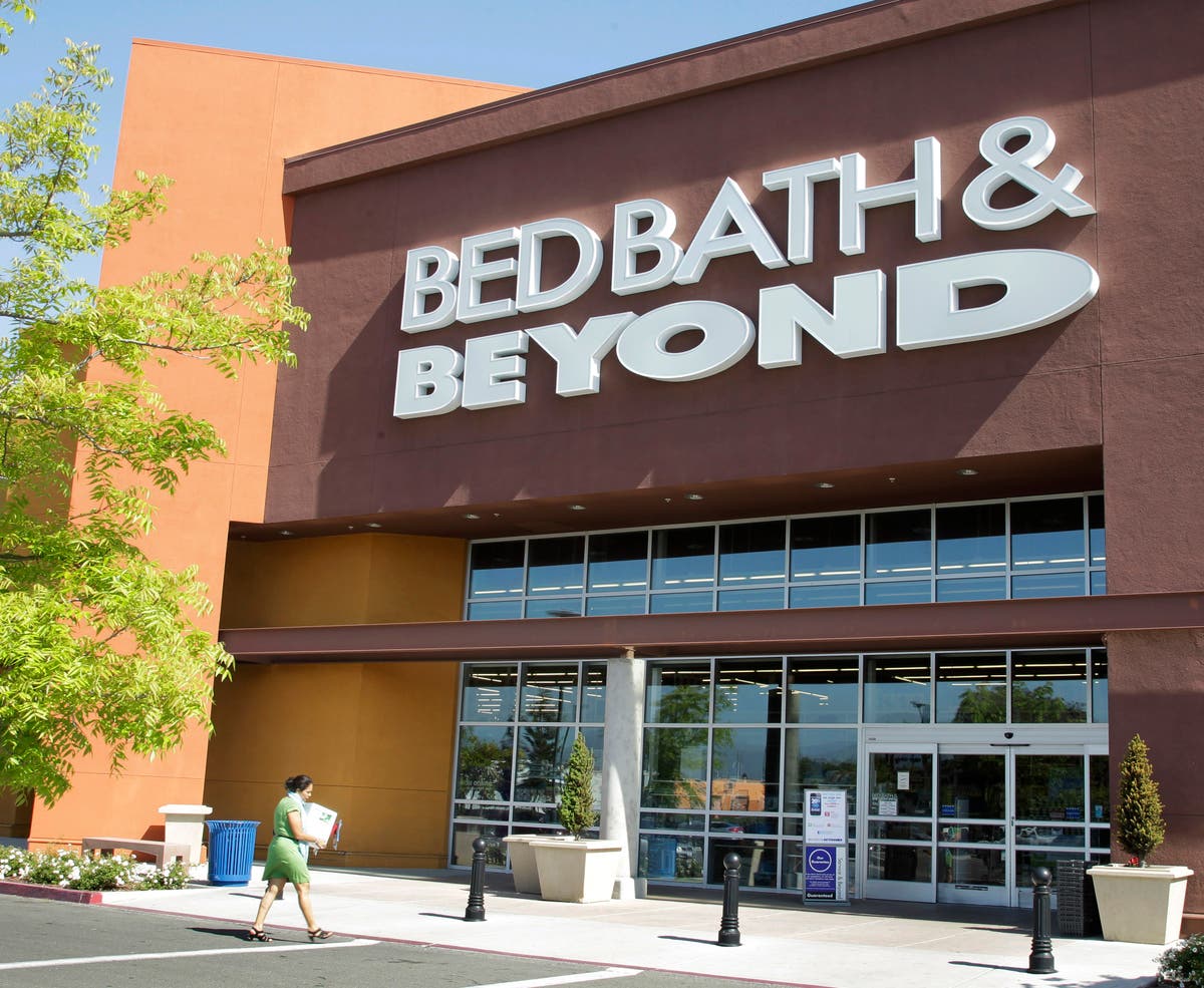 Bed Bath & Beyond files for bankruptcy as it moves to close stores Bed Bath & Beyond files for bankruptcy as it moves to close stores
