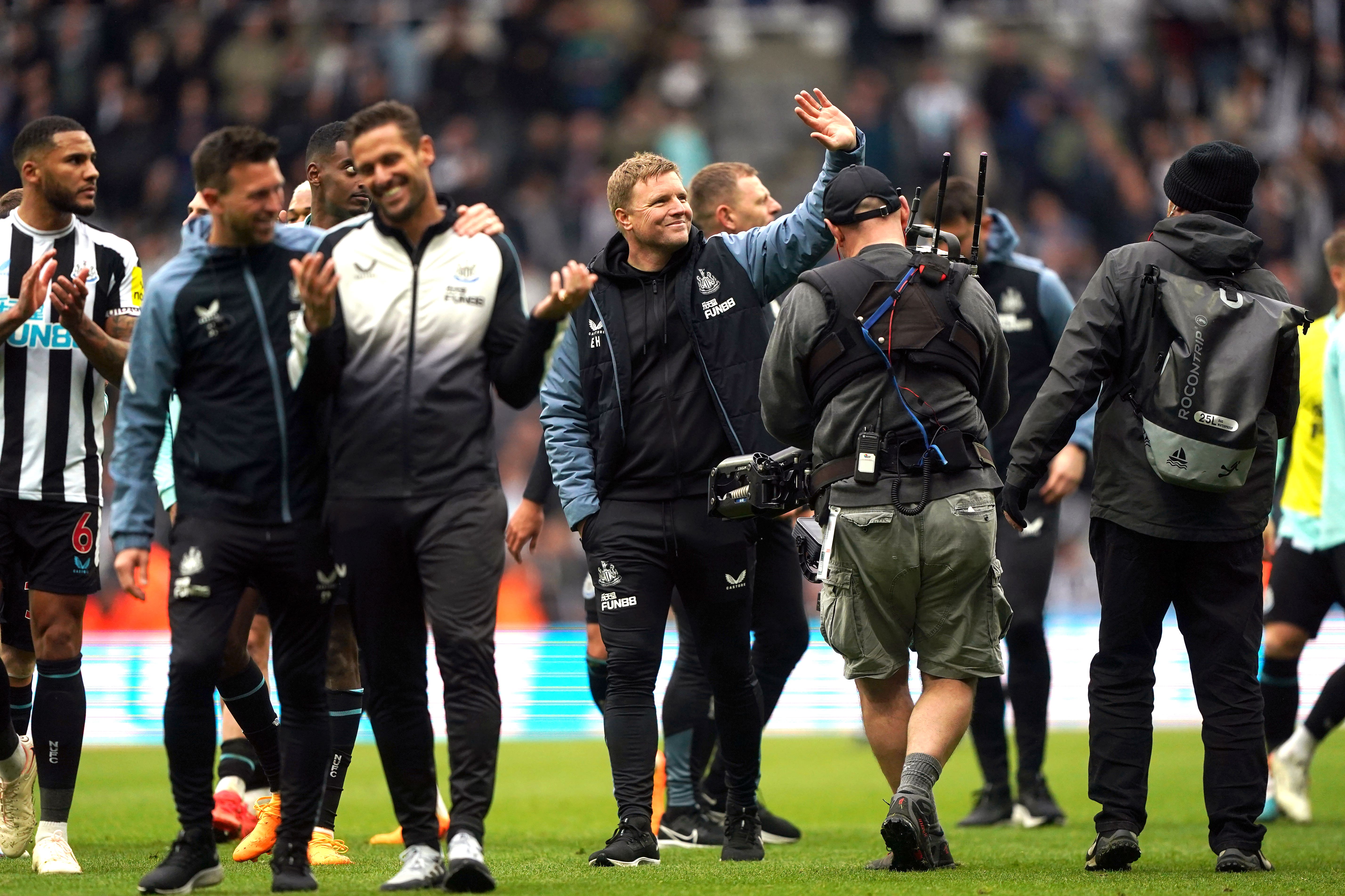 Newcastle rout abject Tottenham to move third