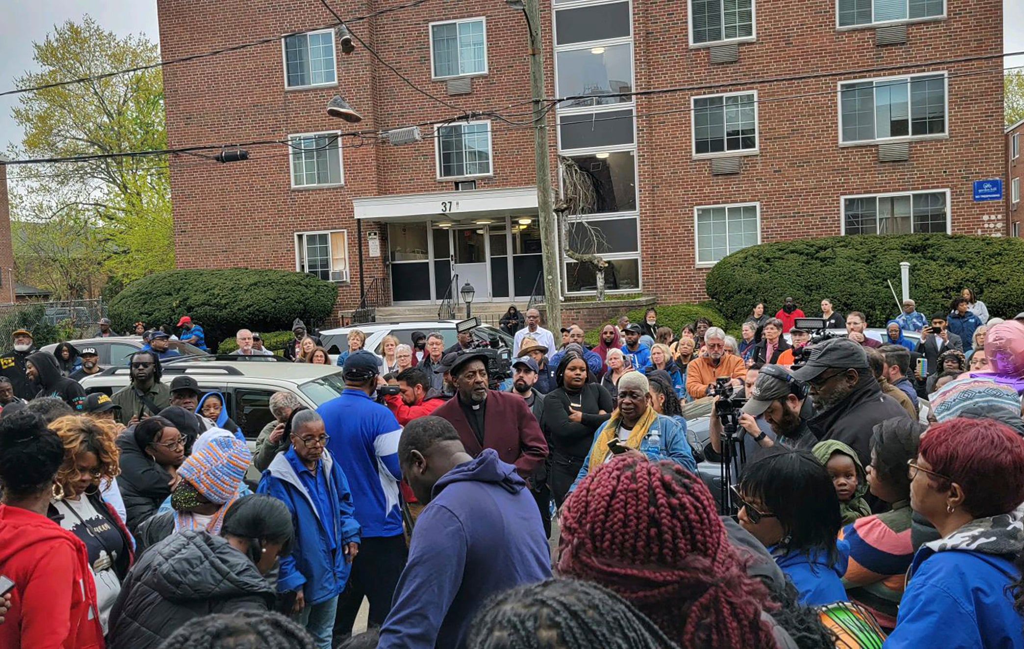 Drive-By Shooting-Girl Killed