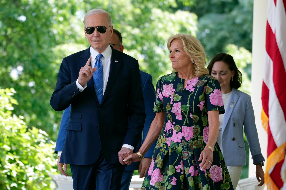 Biden says teaching should not be 'life-threatening' job