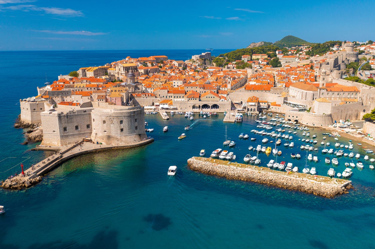 Dubrovnik é talvez mais famosa pela sua Cidade Velha murada