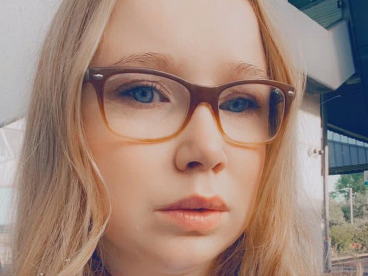 Blind bride lambasted for having guide dogs at wedding