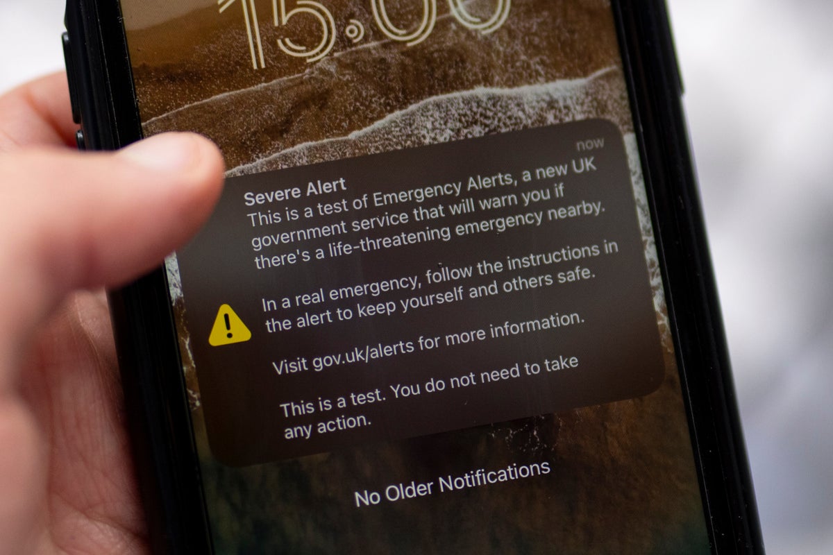 Emergency alert to be sent to millions of UK phones in government test