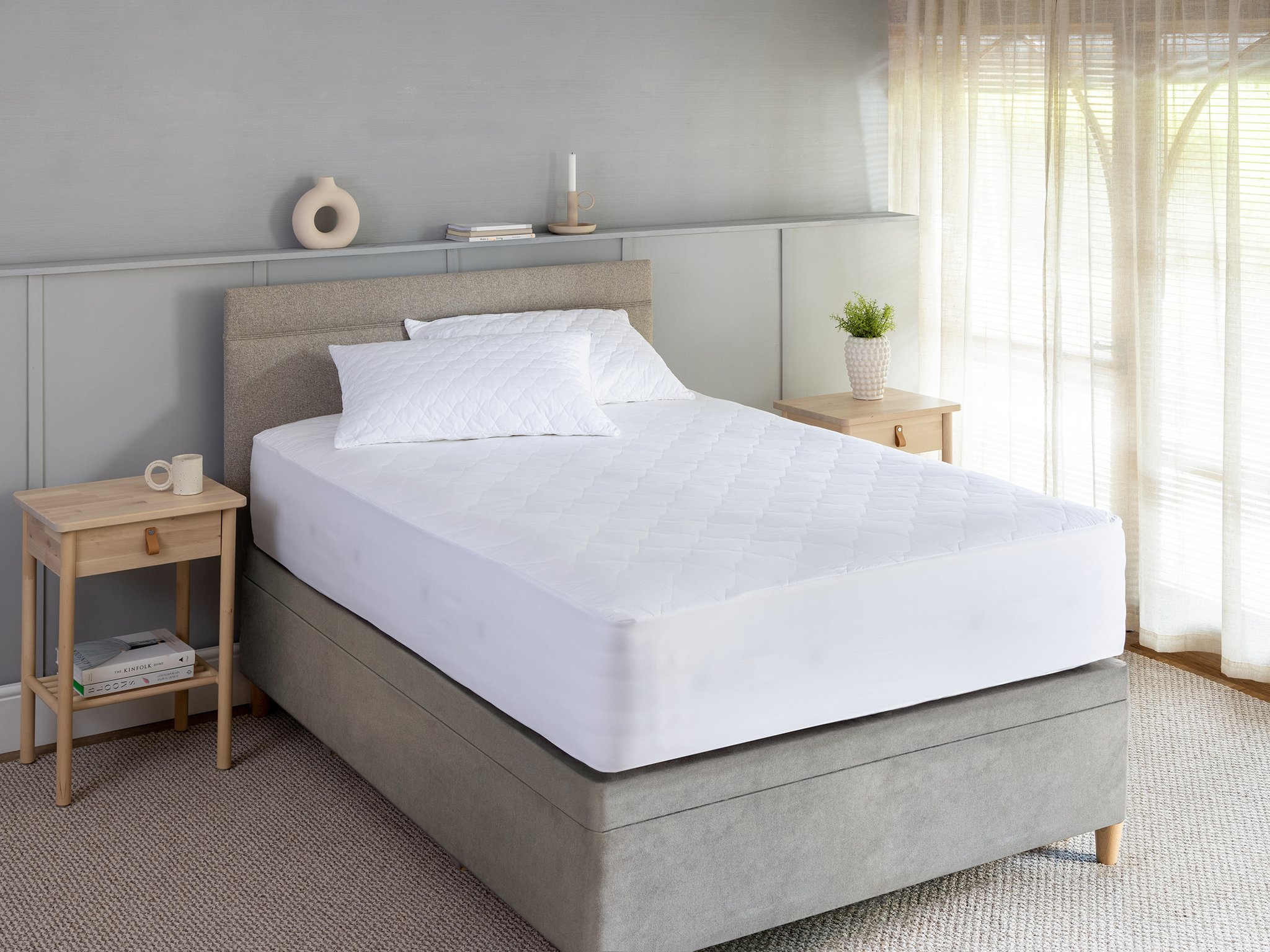 Soak & Sleep luxury quilted cotton mattress protector