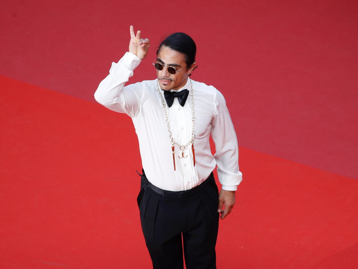 Salt Bae’s former employees accuse restaurateur of tip theft and discrimination in string of lawsuits