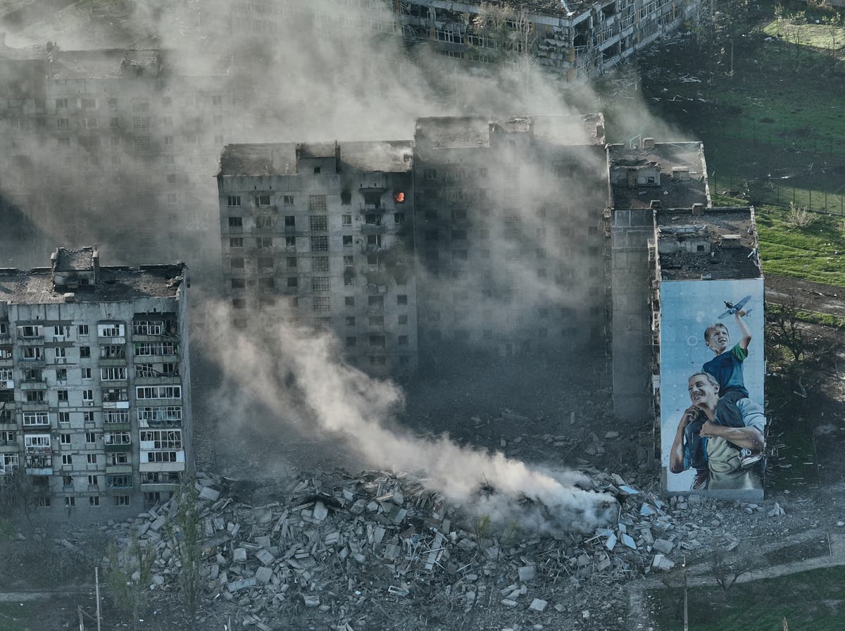 Ukraine-Russia war – live: Bakhmut braces for Putin’s ‘inevitable’ spring offensive