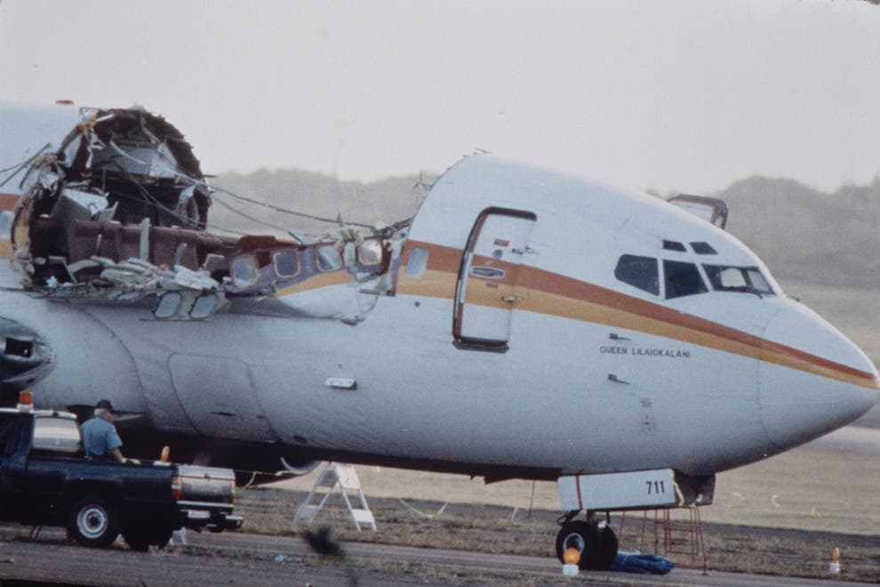 How Aloha Airlines Flight 243 Exposed Fundamental Flaws In Aviation how-aloha-airlines-flight-243-exposed-fundamental-flaws-in-aviation