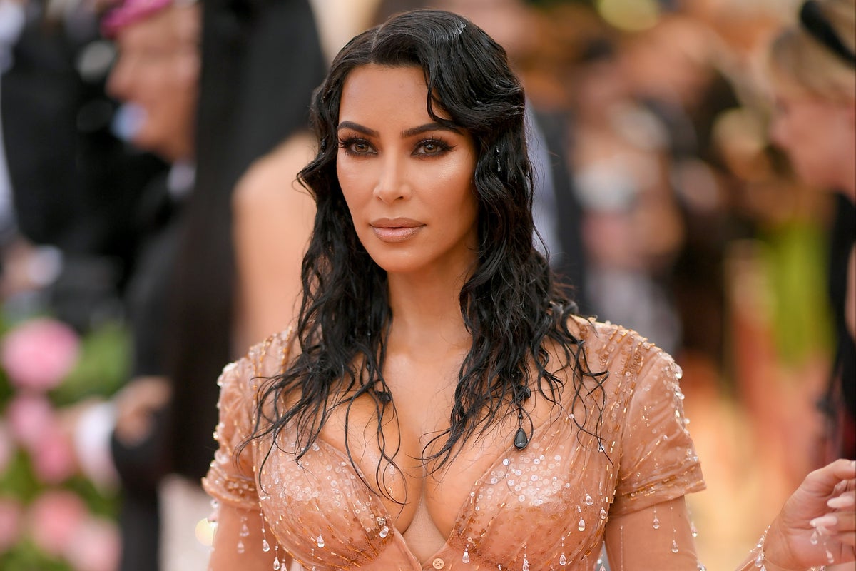 kim kardashian west celebrity - Ilustrasi 3