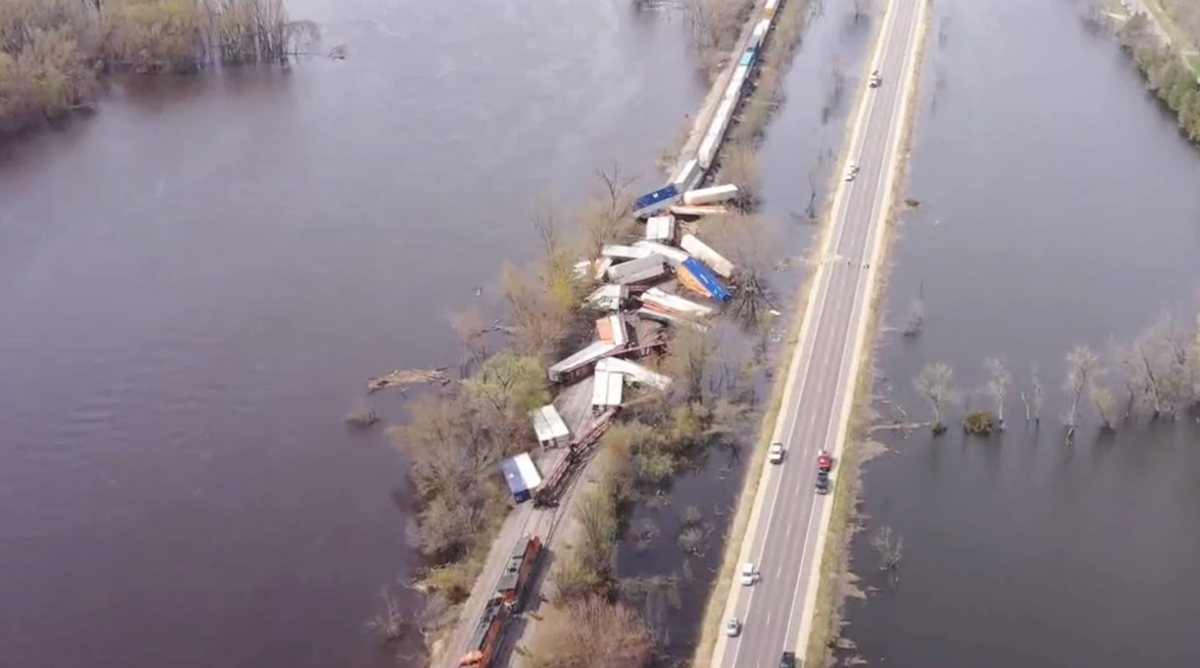 Train derails into Mississippi River in Wisconsin in latest rail disaster