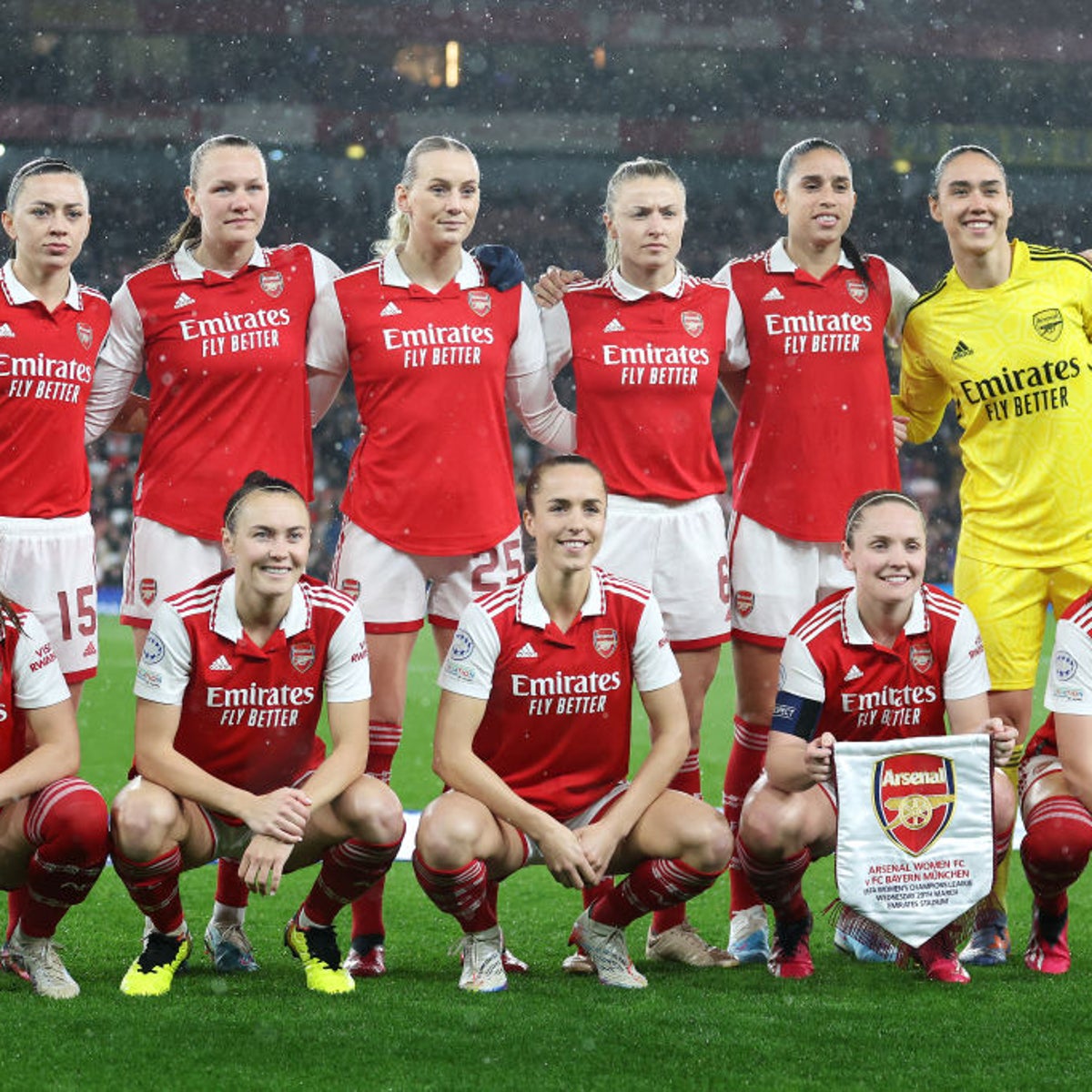 Arsenal sell out the Emirates for Women's Champions League semi