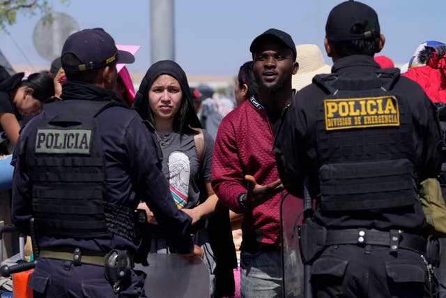 Peru Chile Migrants