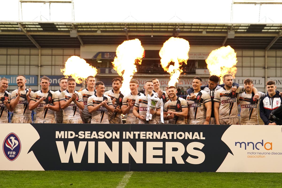 George Williams and Ash Handley inspire England to thumping win over France