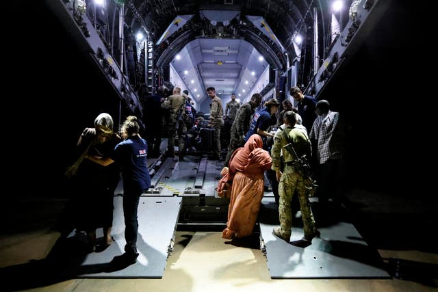 <p>The deadline passes for boarding what are currently the last UK evacuation flights from Sudan </p>