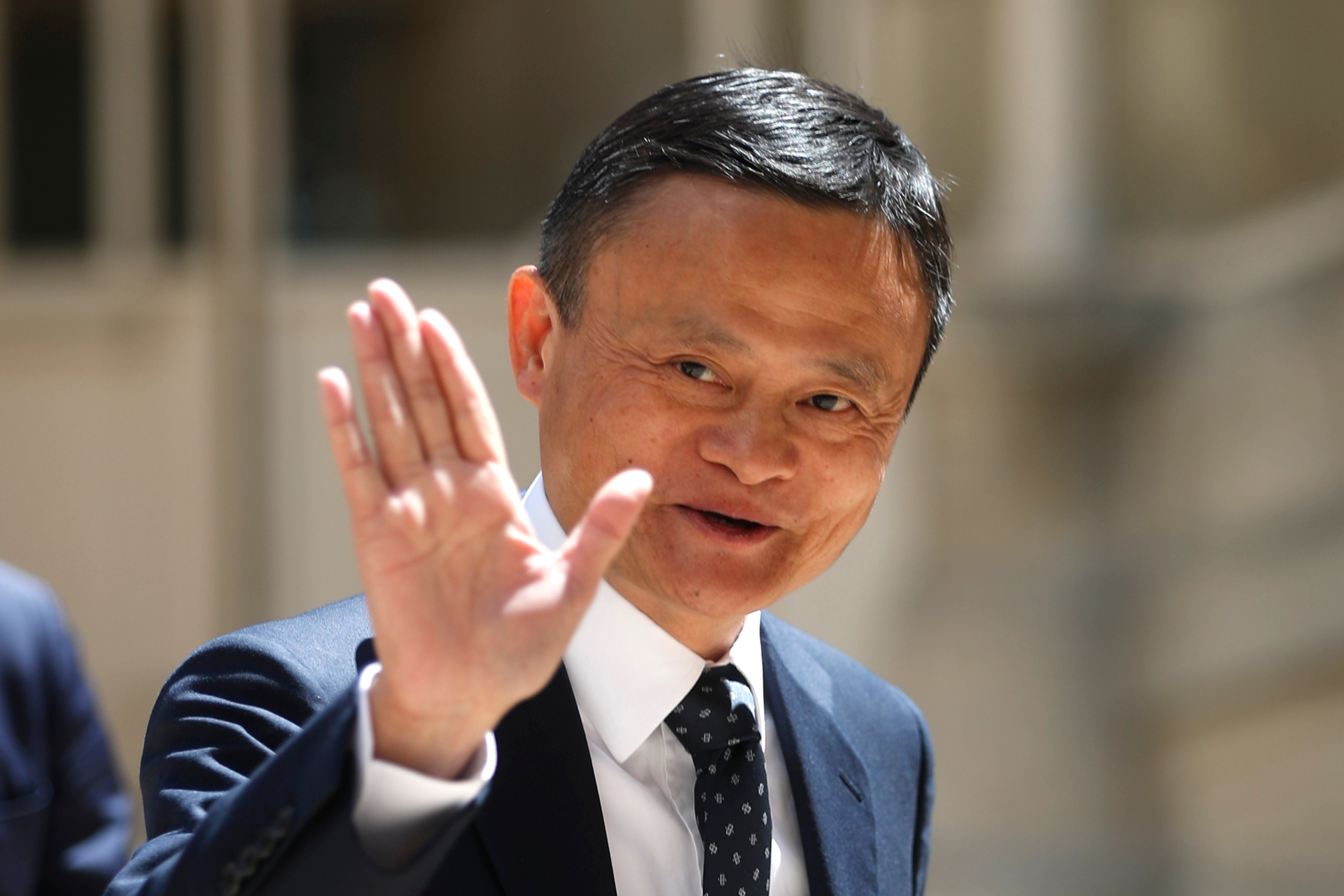 Alibaba\'s Jack Ma as in up Independent College Japan\'s | Tokyo The professor turns