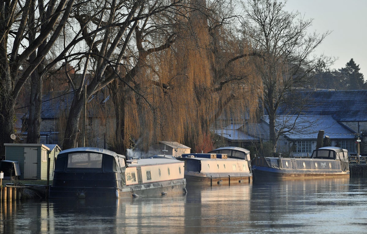 Missing teenager Lechlade - live: Body found in search for boy who disappeared in River Thames