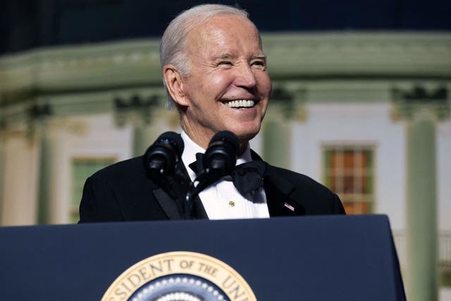 <p>Joe Biden addresses attendees of the 2023 White House Correspondents Association Dinner</p>