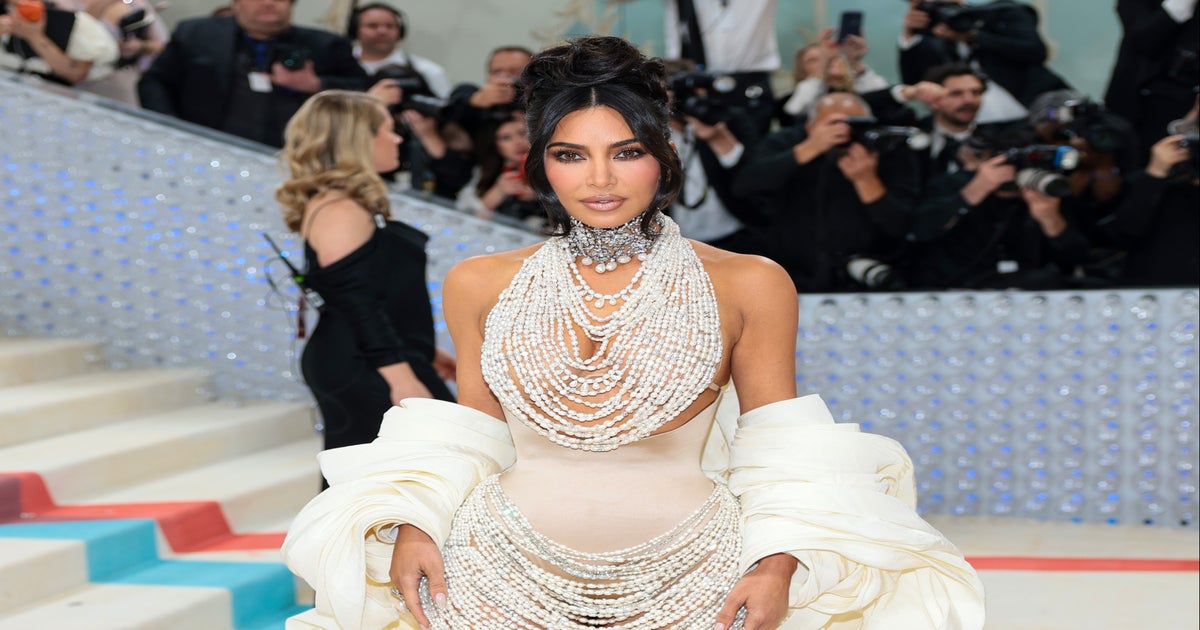 Kendall and Kris Jenner Go Sheer at Chanel's Paris Couture Show