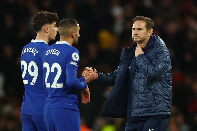 <p>Frank Lampard shakes hands with Kai Havertz at full-time</p>