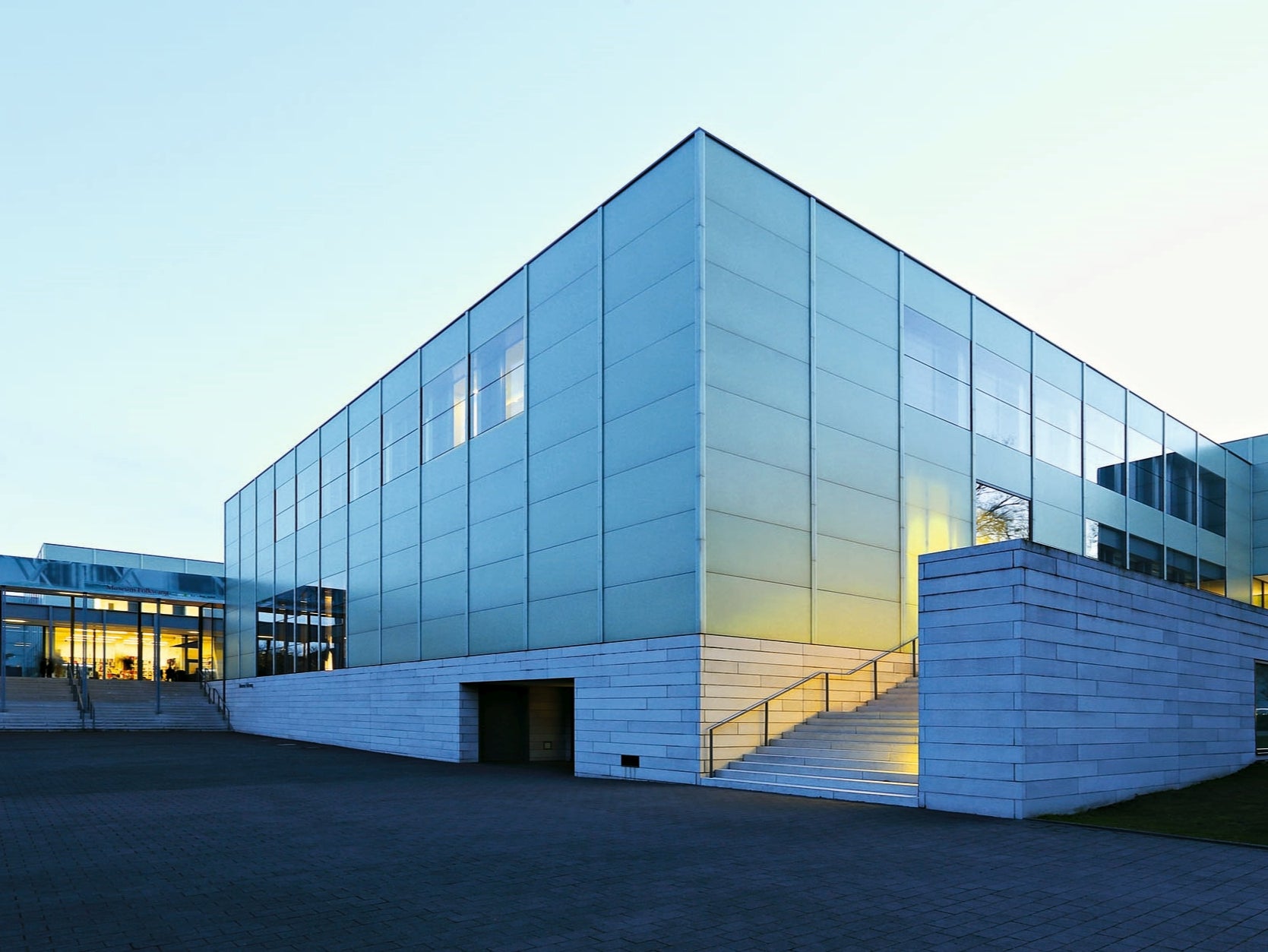 The Folkwang Museum in Essen was founded in 1922 but now inhabits a Modernist structure built in the 1950s, which was significantly extended in 2010