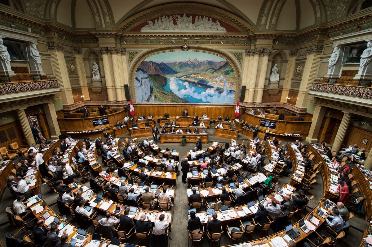Партия представлена в парламенте страны. Парламент Женева. Однопалатный парламент в Дании. Партии парламента Швейцарии. Законодательная власть Лихтенштейна.