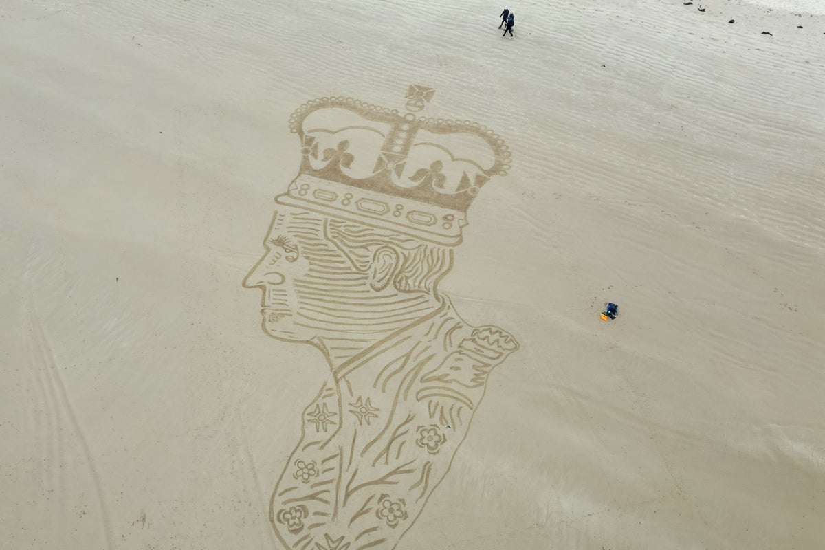 Creator behind 90ft sand drawing of King says the art is ‘super poignant’