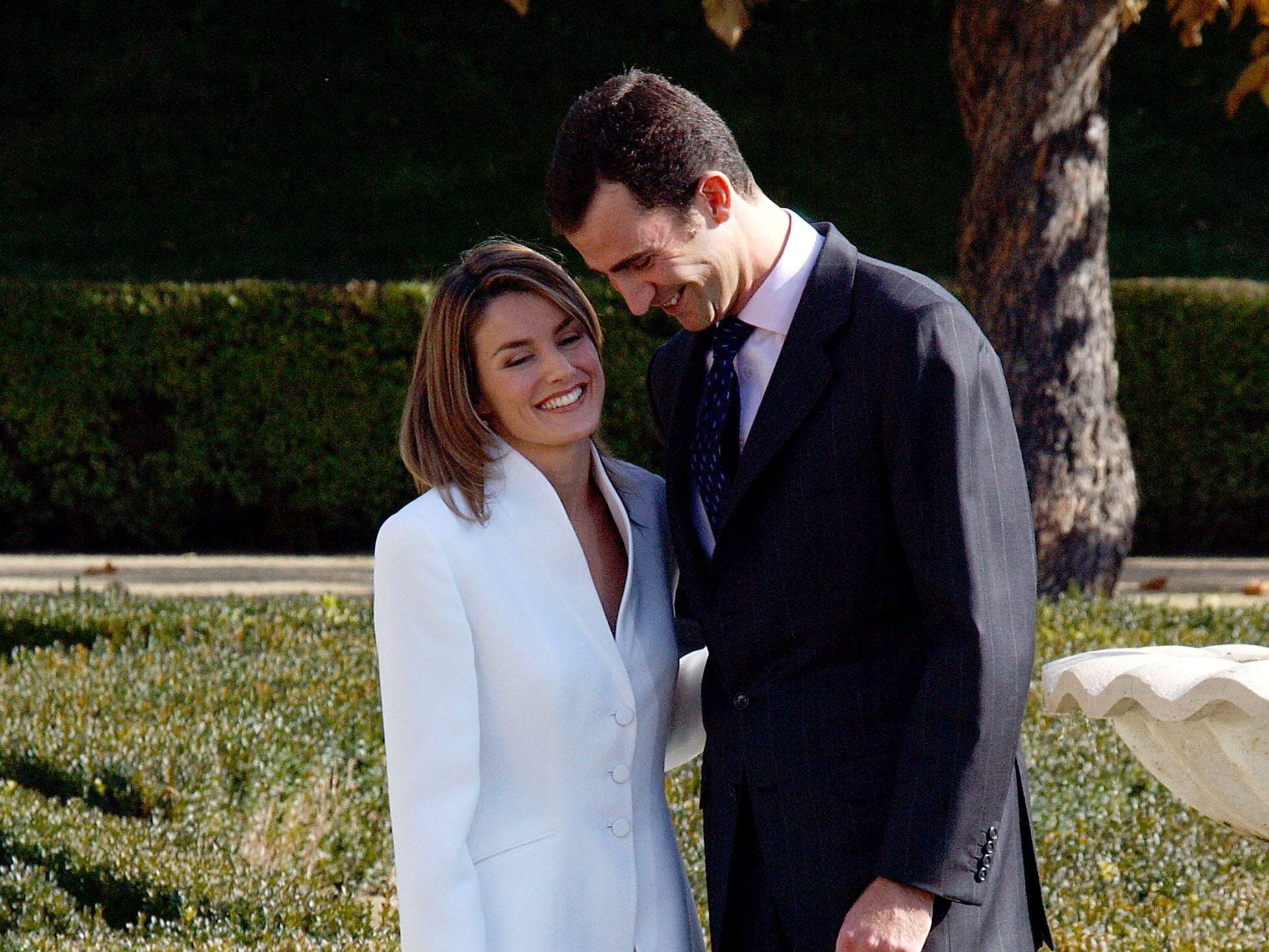 Prince Felipe and Letizia Ortiz pose during an official engagement ceremony on 6 November 2003 at Palacio del Pardo in Madrid, Spain