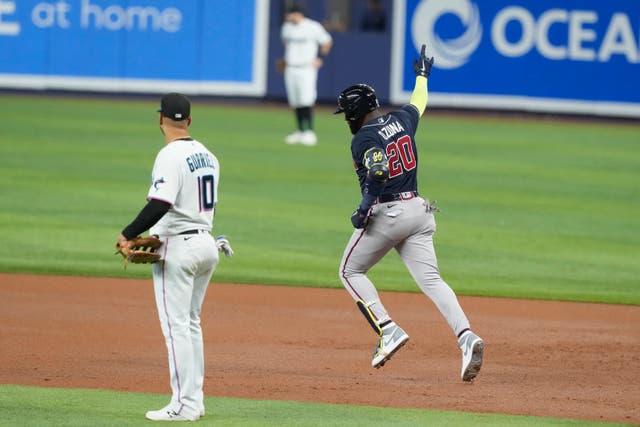BRAVOS-MARLINS