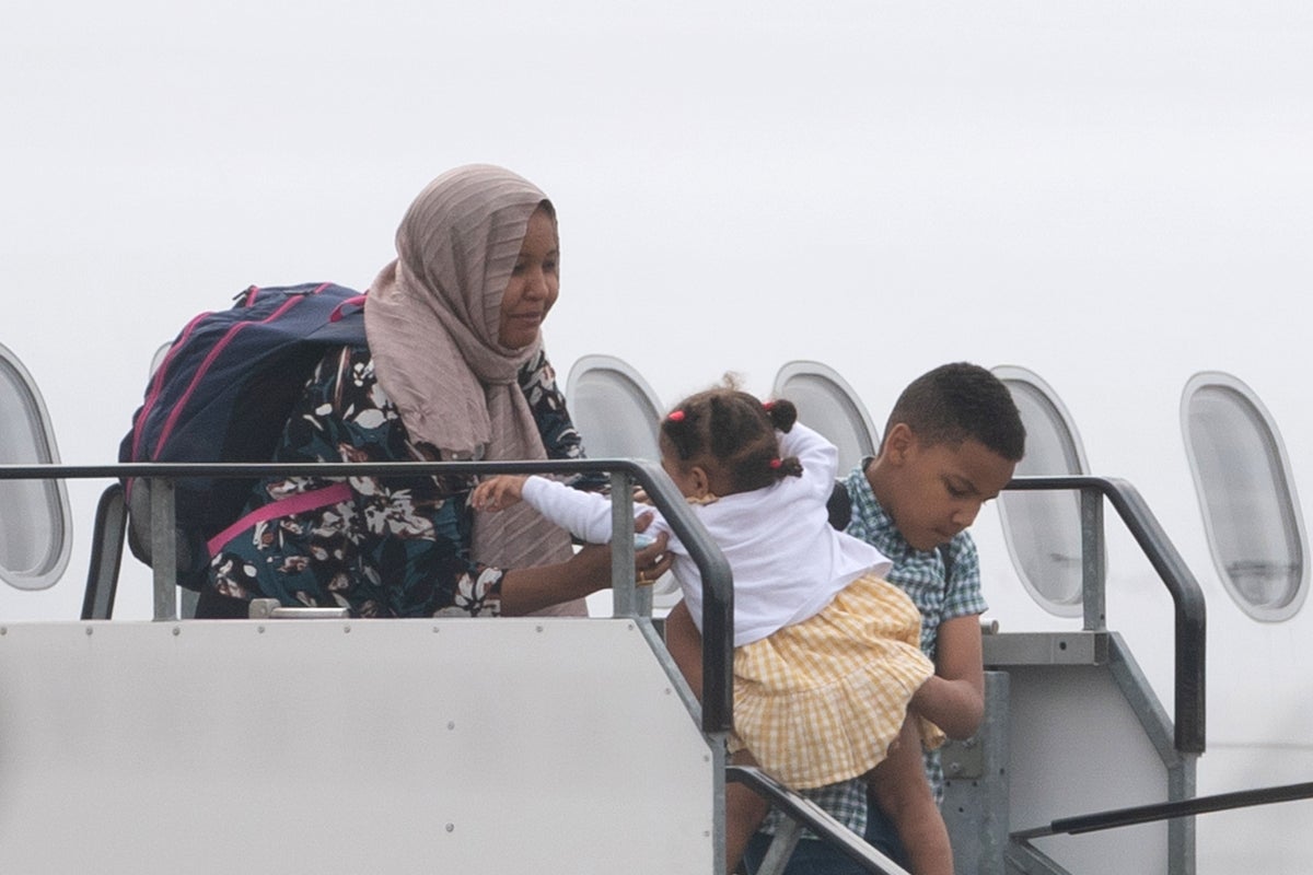 Final evacuation flights leave Port Sudan