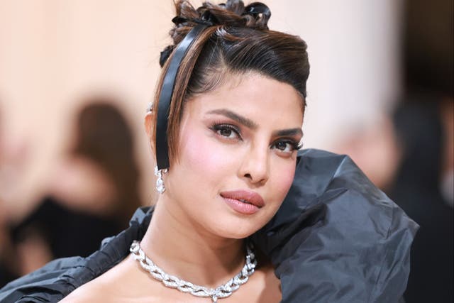 640px x 427px - Priyanka Chopra - latest news, breaking stories and comment - The  Independent