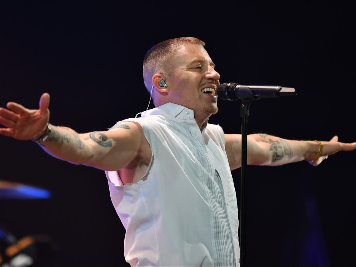 Macklemore describes drinking 12 shots a night aged 14 as he discusses addiction