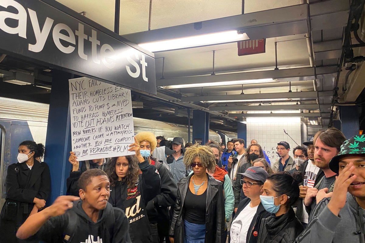 Protesters gather on NYC subway demanding charges as chokehold death of homeless man is ruled a homicide