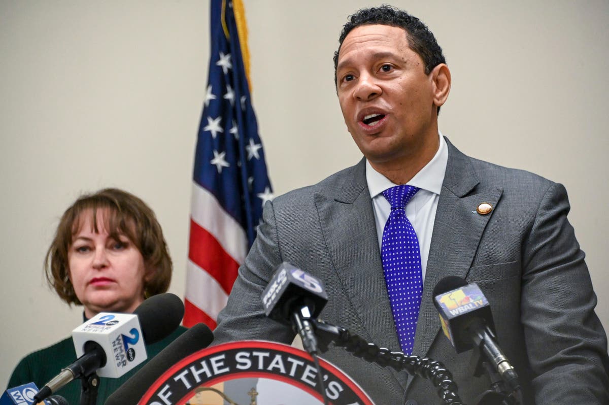 Jaksa: Petugas polisi Baltimore menjual ganja dengan jam tangan