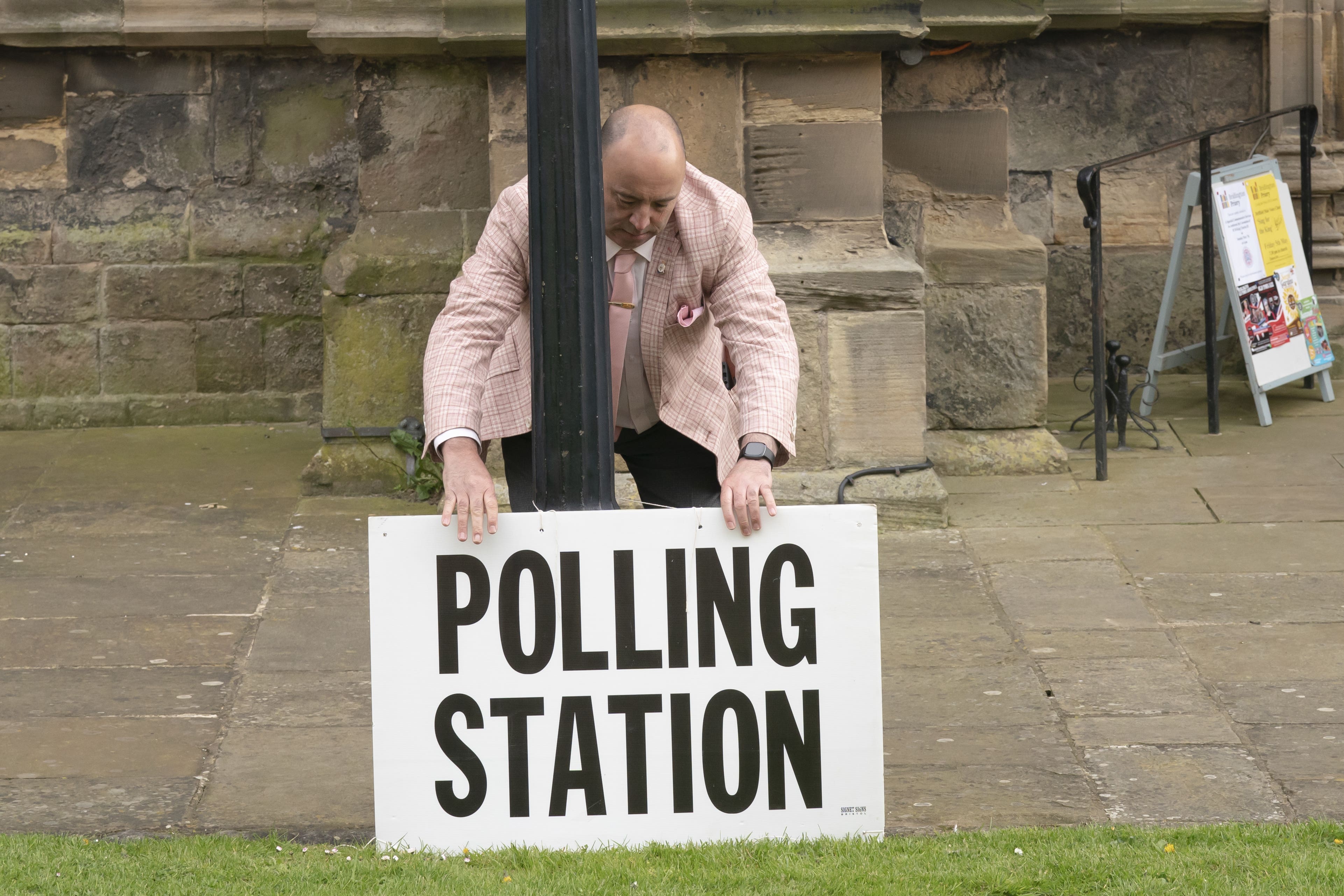 <p>Opponents to the new rule changes on ID fear thousands of people were prevented from voting </p>