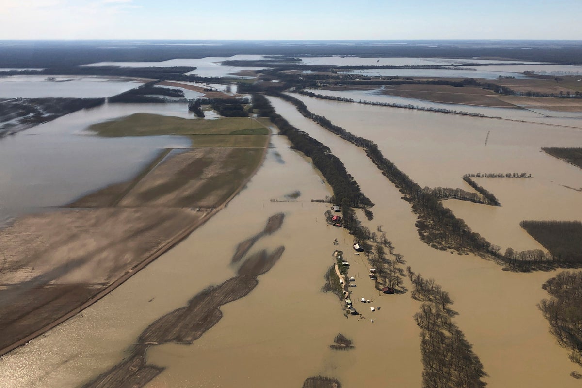 Federal officials unveil flood plan for Mississippi Delta