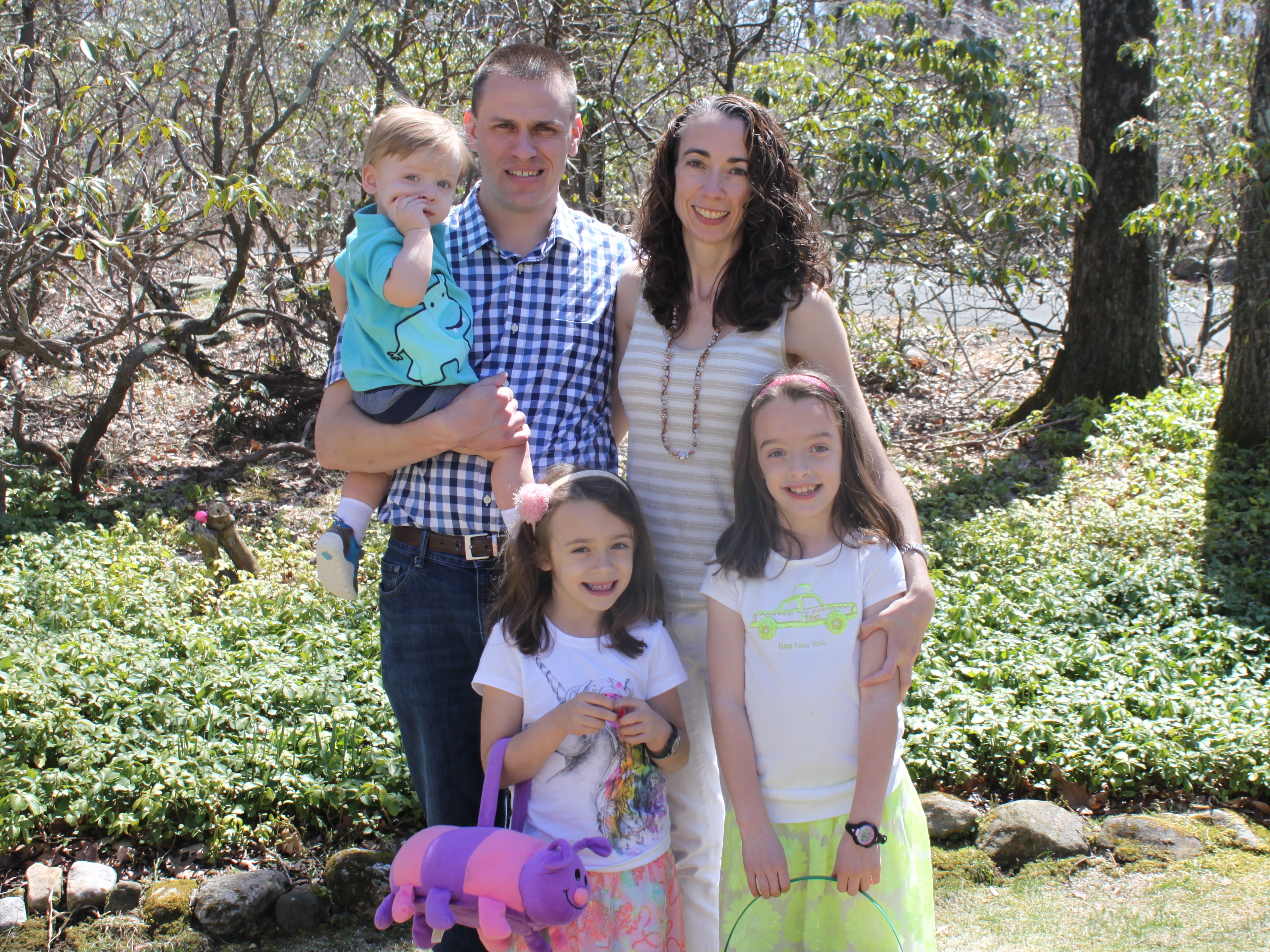 Lindsey Rogers-Seitz and family