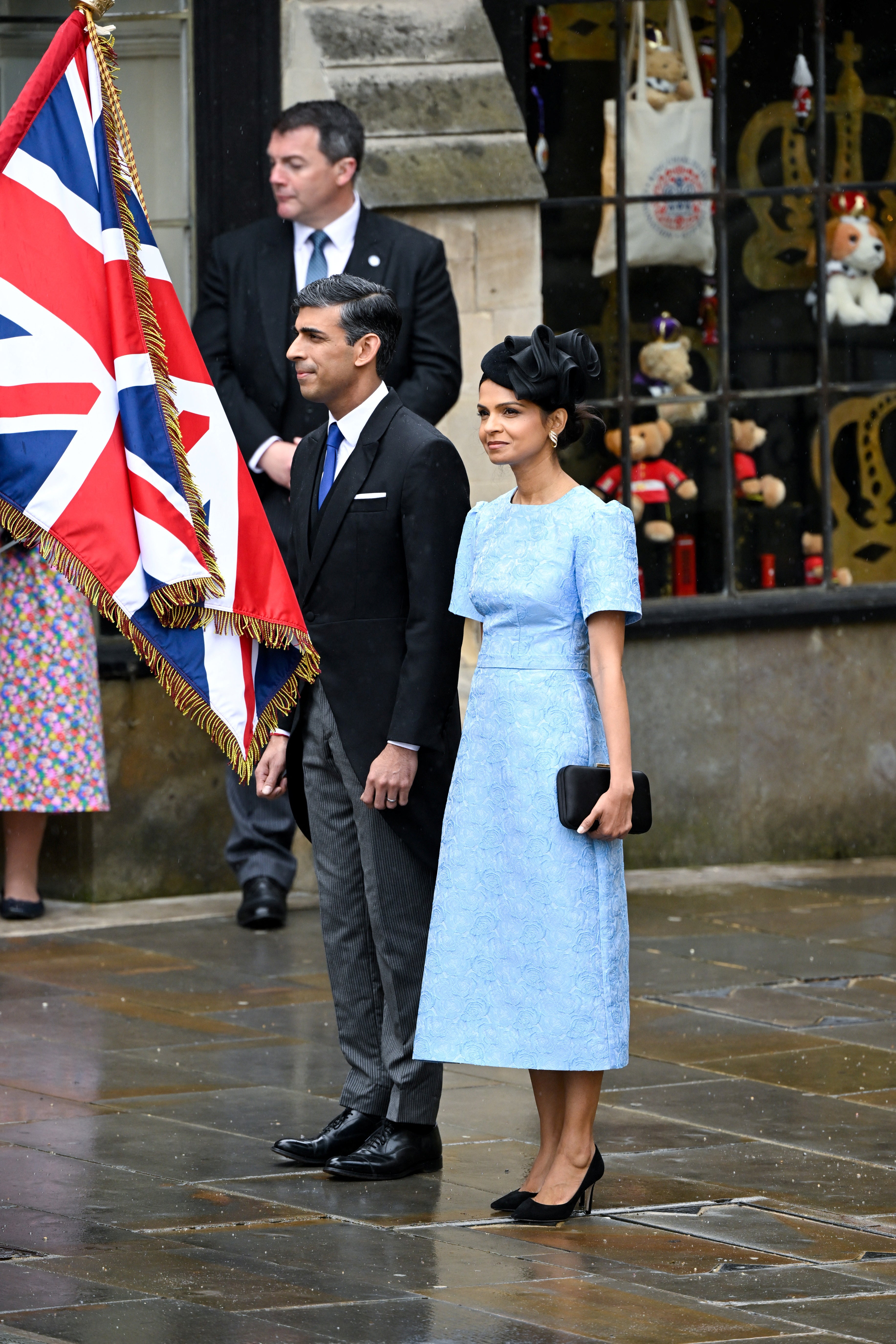 Rishi Sunak and Akshata Murty arrive at Westminster Abbey