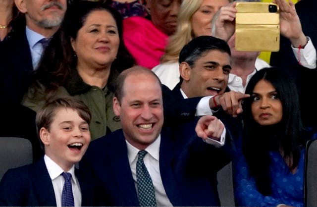 <p>Prince George and Prince William, beside Rishi Sunak and wife Akshata Murty, enjoy the show</p>