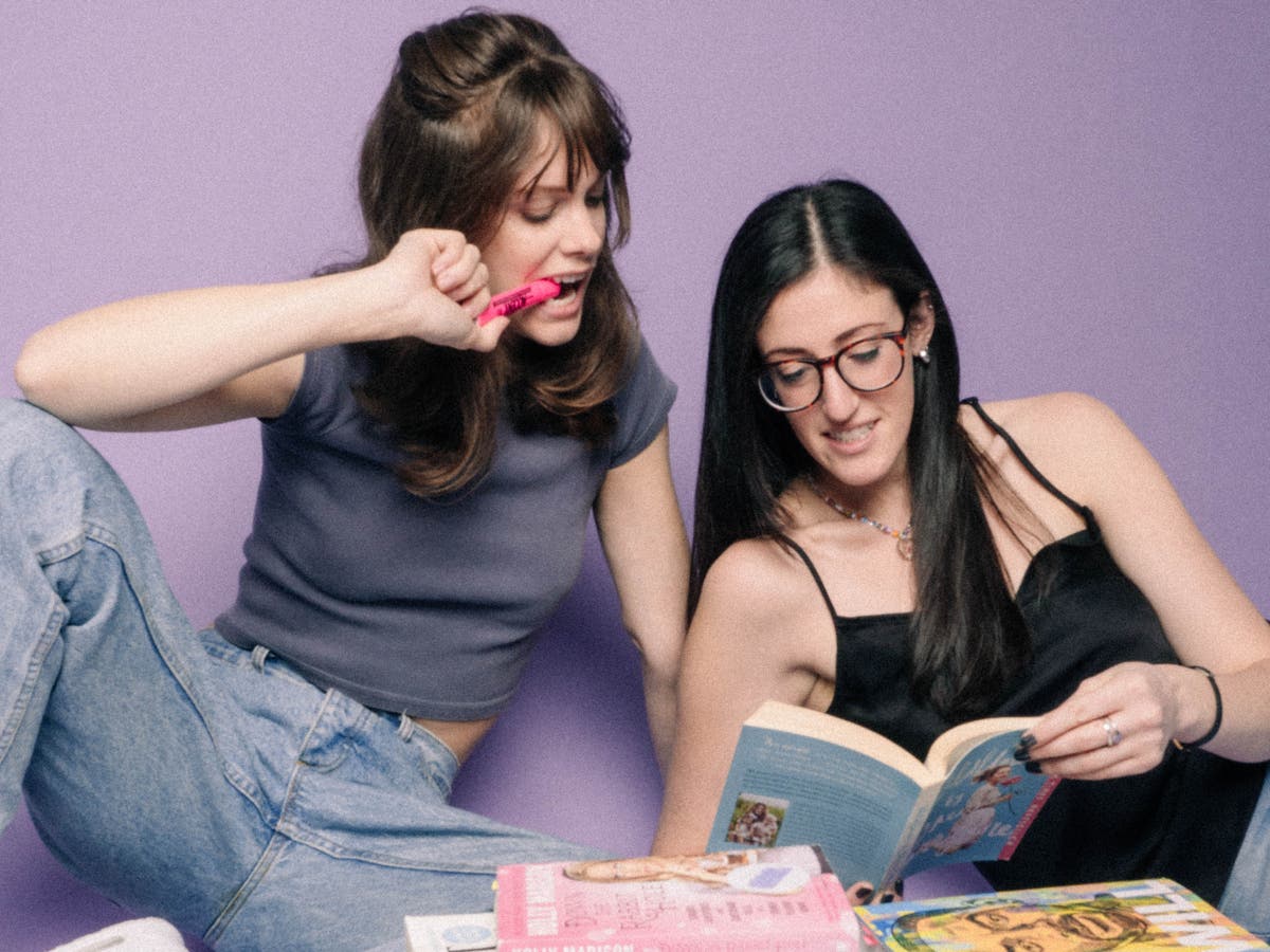 Di zaman memoar selebriti, mereka membacanya jadi Anda tidak perlu melakukannya