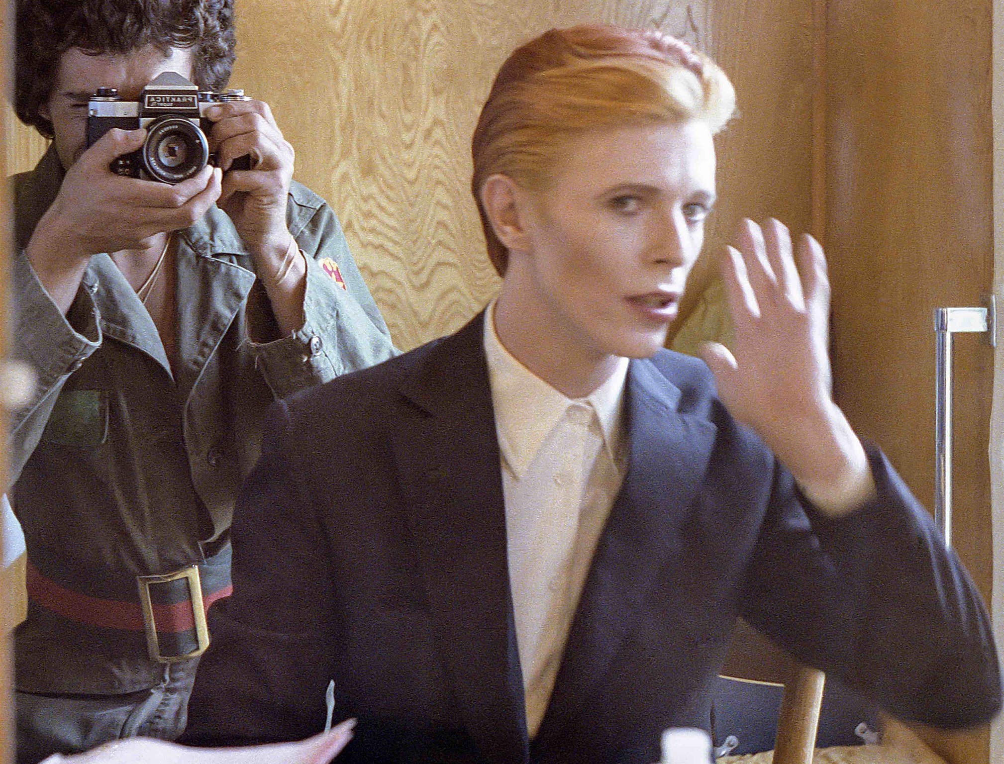 David Bowie photographic memoir like no other - Vimarsana News