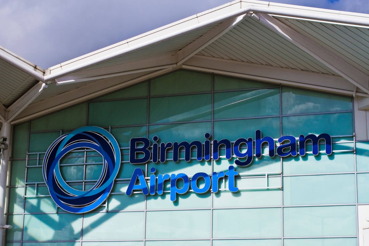 ‘Summer chaos looming’ at Birmingham airport as workers vote on strike action