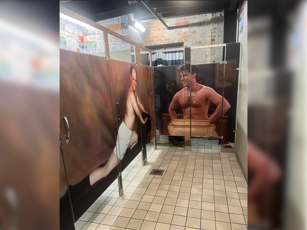 Seinfeld star Jason Alexander &lsquo;forever immortalised&rsquo; in &lsquo;hilarious&rsquo; Texas restroom portrait